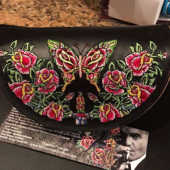 Genuine Christian Audigier Fantasy sunglass case - Picture 5 of 8